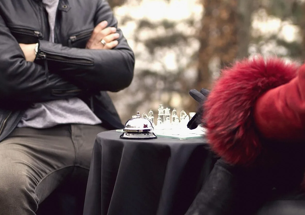 chess, game, play, strategy, park, outdoors, leisure, hobby, fun, competition, intelligence, chessboard, thinking, decis